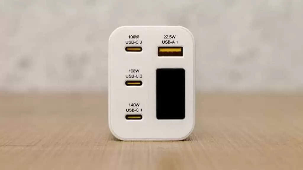 Portable Charger: अब एक चार्जर से करें लैपटॉप, टैबलेट और स्मार्टफोन चार्ज, जानें इसकी खासियत