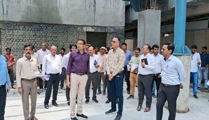 NOIDA CEO ने साइट का किया निरीक्षण, भंगेल एलिवेटेड रोड निर्माण में देरी पर अधिकारियों के खिलाफ होगी कार्रवाई