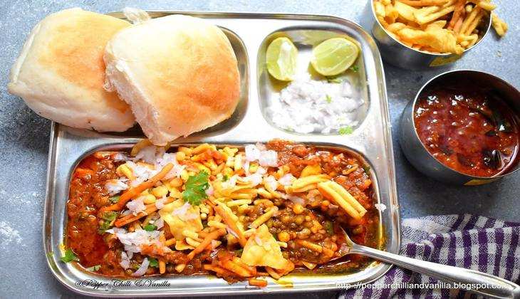 Misal Pav Recipe: महाराष्ट्र का मशहूर स्ट्रीट फूड भर देगा पूरा पेट! जानें घर पर ही बनाने का तरीका