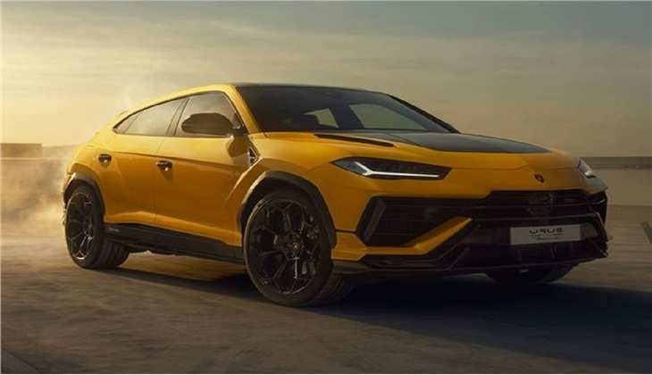 Lamborghini की इस धांसू कार को देख आप भी रह जाएंगे दंग, 300 से ज्यादा के टॉप स्पीड के साथ इतनी कीमत में मार्केट में हुई लॉन्च