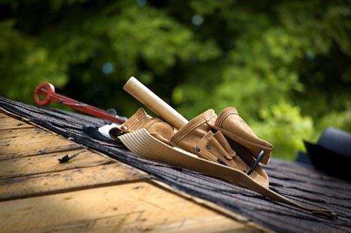 Vastu Tips For Roof: अगर आपकी भी छत पर रखा है ये सामान, तो आज ही हटाएं, वरना आ सकती है आफत