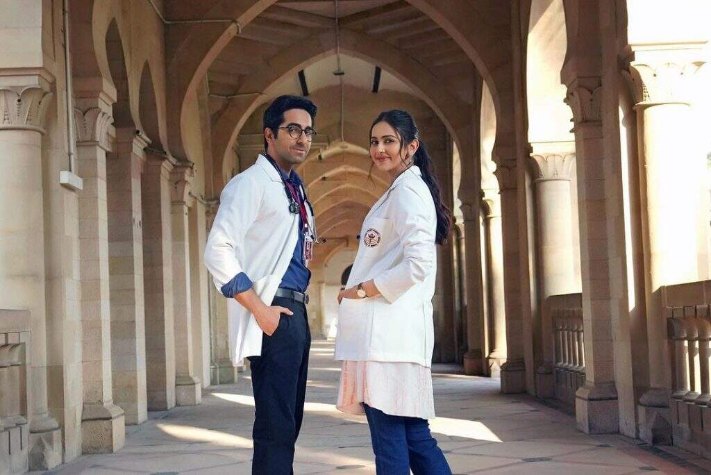 Ayushman Khurana और Rakul Preet के फिल्म का पोस्टर हुआ रिलीज़, फैंस ने शेयर किया रिएक्शन