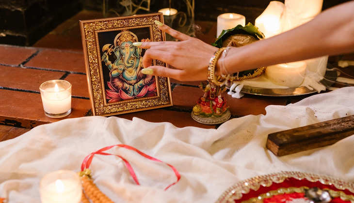 Diwali 2022: 4 राशियों पर आज से मेहरबान हैं देवी लक्ष्मी, दिवाली तक खुशियों से भर देंगी झोली
