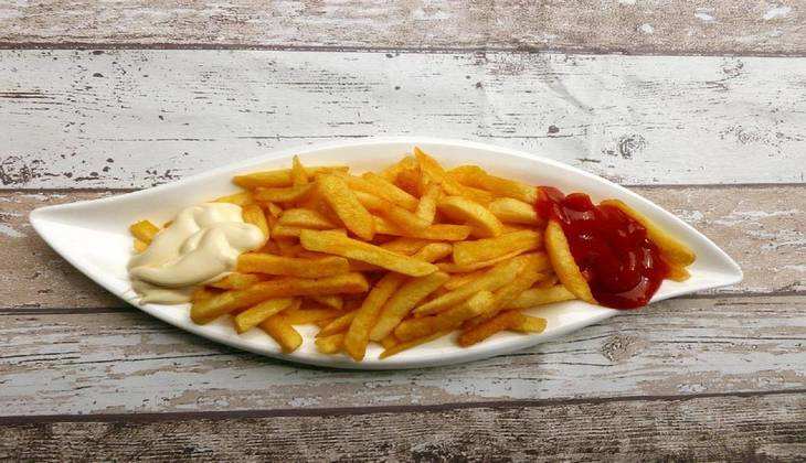 French fries Recipe: बच्चा है नाराज तो झटपट बनाकर खिलाएं उसे फ्रेंच फ्राइज तुरंत ठीक हो जाएगा मूड
