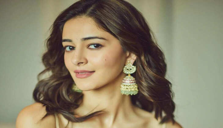 Ananya Pandey ने कजिन अलाना पांडे की शादी में किया मस्ती भरा डांस, पिता चंकी पांडे ने भी लगाए ठुमके