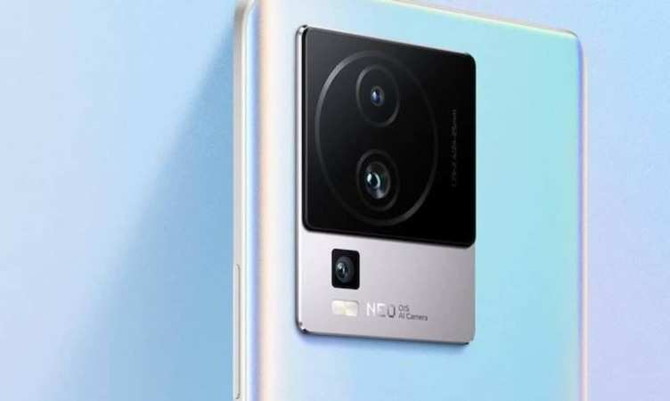 iQOO Neo 7 Pro: 120W फ़ास्ट चार्जिंग के साथ आने वाला है आईक्यू का नया स्मार्टफोन, जानें खूबी