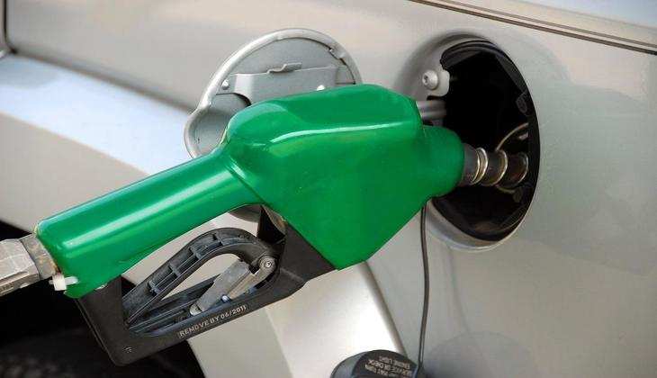 Petrol Diesel Price Update:  पेट्रोल-डीजल की लेटेस्ट कीमतें हुई जारी, जानिए कितनी मिली किस शहर को राहत
