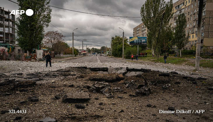 हमले पर हमला: रूस ने यूक्रेन के ल्वीव में ऊर्जा संयंत्रों पर किए तीन विस्फोट, पूरे इलाके में छाया अंधेरा