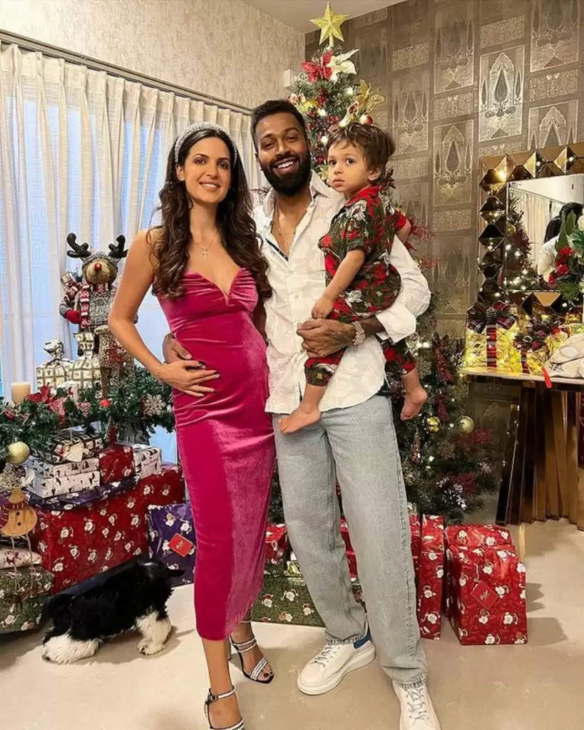 Hardik Pandya दूसरी बार बनने वाले है पिता? बेबी बंप के साथ पत्नी Natasa की तस्वीरें हुई वायरल
