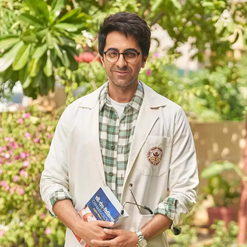 Ayushman Khurana और Rakul Preet के फिल्म का पोस्टर हुआ रिलीज़, फैंस ने शेयर किया रिएक्शन