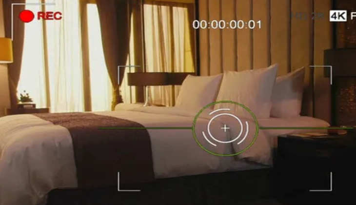 Hidden Camera: होटल या चेंजिंग रूम में कैसे पता करें हिडन कैमरा? जानें टिप्स