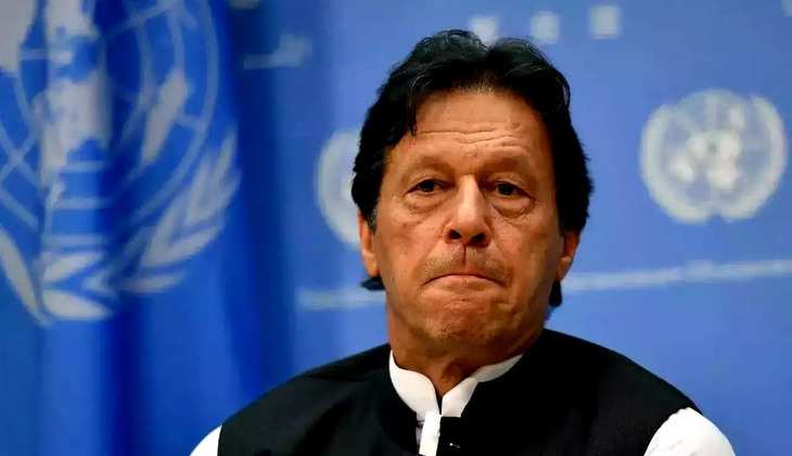 Imran Khan की बढ़ी मुश्किलें, घर में छापेमारी के दौरान पुलिस को मिला गोला-बारूद का जखीरा