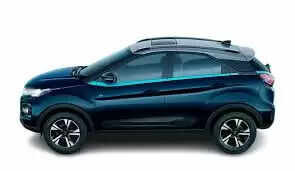 Tata Nexon EV Max VS MG ZS: नई टाटा कार दे रही इस कार को सीधी टक्कर, अभी जानें इन दोनों में से कौन सी है आपके लिए बेस्ट