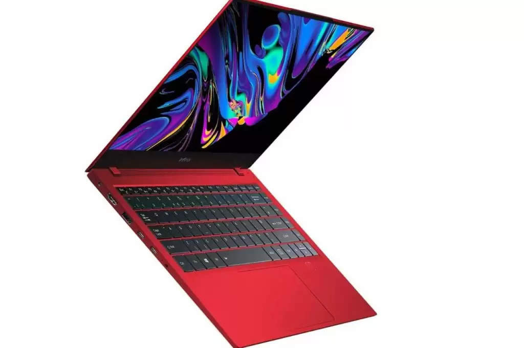 Infinix Laptop : मार्केट में धूम मचा रहा है इनफिनिक्स का सबसे पतला लैपटॉप, तुरंत जानें कीमत और दमदार फीचर्स