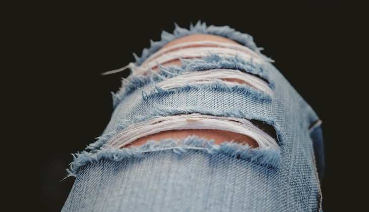 Ripped Jeans : इस SuperStar ने शुरू किया था रिप्ड जींस का फैशन, जानें