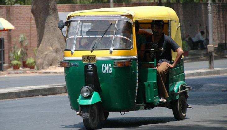 Auto Taxi Rate Hike: लो बढ़ गए रेट! दिल्ली के टैक्सी और ऑटो में बैठने से पहले जान लें नया किराया