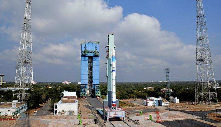 ISRO ने रचा इतिहास, सबसे छोटा रॉकेट SSLV-D2 लॉन्च, जानें कौन से हैं ये 3 सैटेलाइट