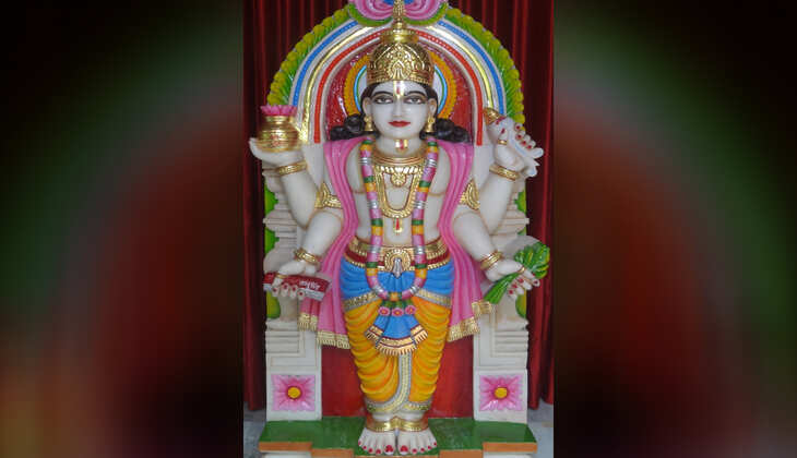 Dhanteras 2022: कौन हैं भगवान धनवंतरी और धनतेरस के दिन क्यों की जाती है इनकी पूजा?