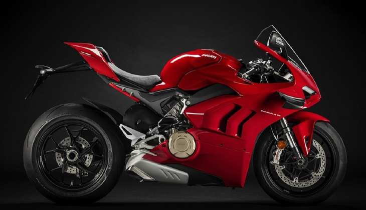 Ducati ने धांसू स्पोर्ट बाइक Panigale V4 को भारत में किया लांच, जानें कीमत और खासियत