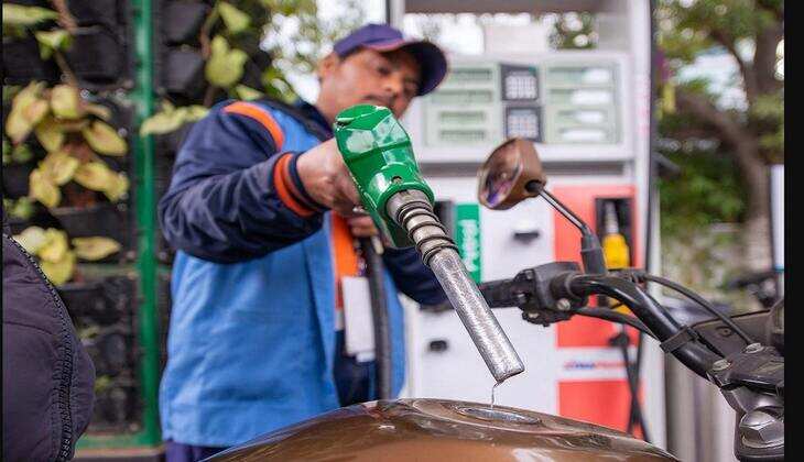 Petrol Diesel Price Update: 80 डॉलर प्रति बैरल के करीब पहुंचा कच्चा तेल, जानें पेट्रोल डीजल के आज के रेट