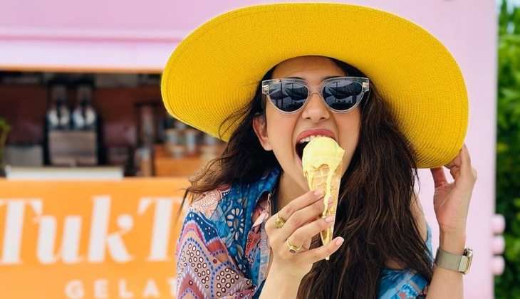 Rakul Preet Singh ने मालदीव्स में लिया आइसक्रीम का मजा, क्यूट अदाओं से फैंस के दिलों को किया घायल