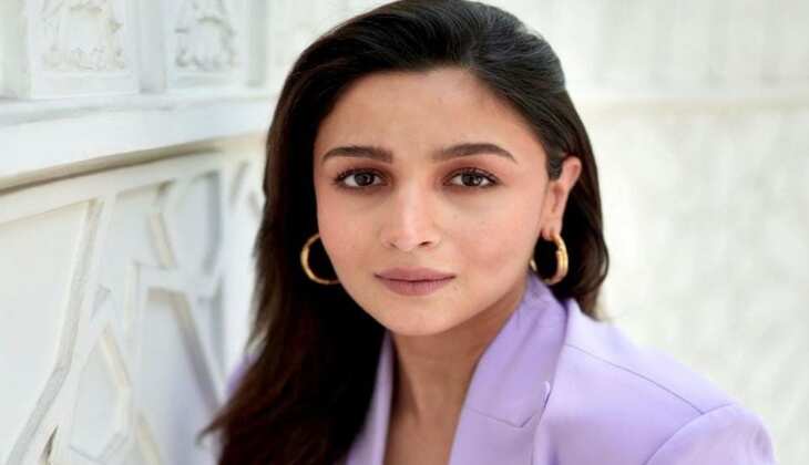 Alia Bhatt के Baby Shower  में पहुंचीं  सास नीतू कपूर, चेहरे पर दिखा प्रेगनेंसी ग्लो