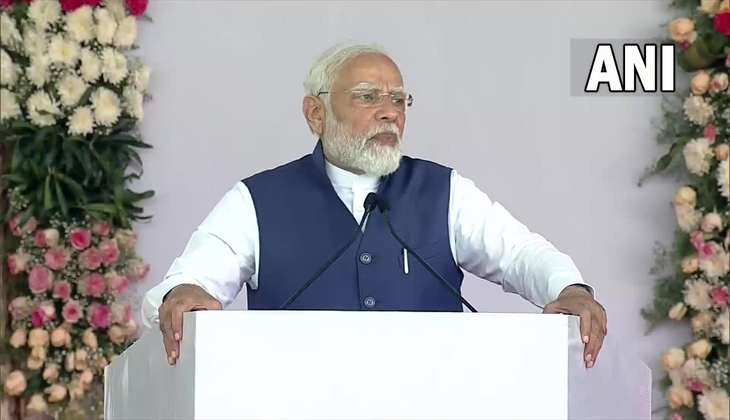 सिविल सेवकों के कार्यक्रम में शामिल हुए PM मोदी, कहा-'भारत उन देशों में से जहां सबसे सस्ता मोबाइल डाटा'