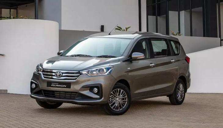 Toyota की जल्द ही आ रही है Maruti Ertiga जैसे दिखने वाली गाड़ी, KIA Carens को देगी कड़ी टक्कर!