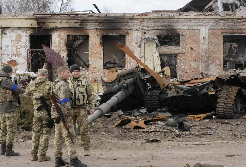 Ukraine Russia War: रूस ने दी चेतावनी, NATO के सैनिक दूर रहें, वरना होगा बड़ा नुकसान