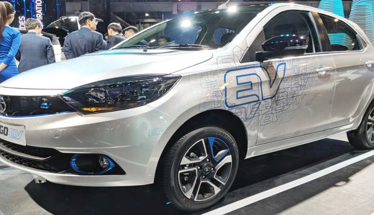 Tata Tiago EV booking: शुरू हुई सस्ती बैटरी वाली कार बुकिंग, मात्र 21 हजार में ला सकते हैं घर, जानें कैसे