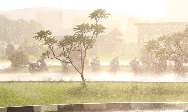 कल का मौसम: आज दिल्ली में गिरेगा पानी, कल महाराष्ट्र और गोवा समेत इन राज्यों में बारिश के आसार