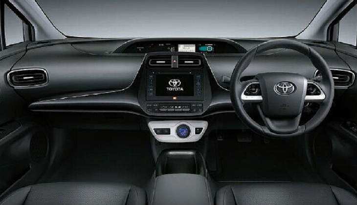 Toyota की न्यू जनरेशन कार में मिलेंगे बेहद धांसू फीचर्स, गजब के लुक के साथ हाईब्रिड इंजन में होगी लॉन्च, जानें डिटेल्स