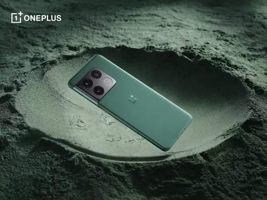 दमदार प्रोसेसर और शानदार कैमरा के साथ लॉन्च हुआ OnePlus 10 Pro स्मार्टफोन, जानिए खूबियां