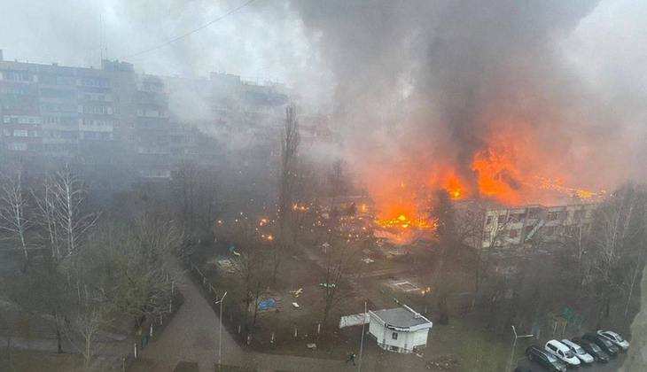यूक्रेन में स्कूल के पास क्रैश हुआ हेलीकॉप्टर: हादसे में गृहमंत्री समेत 18 लोगों की मौत, देखिए Video