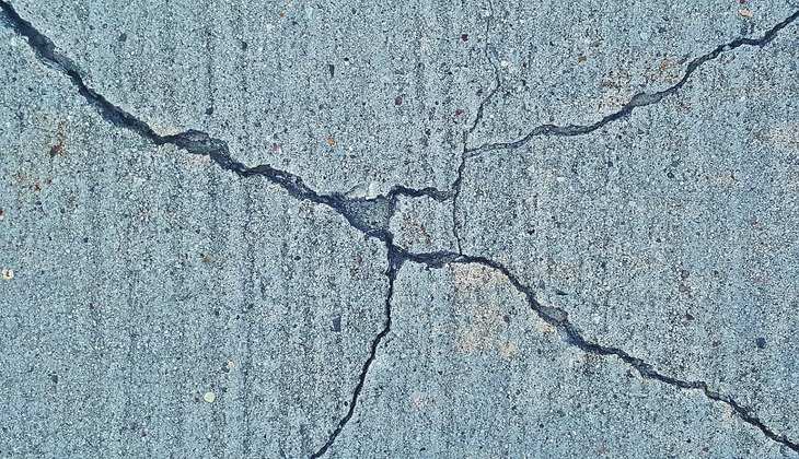 Earthquake: दिल्ली में हिली धरती, 2.1 की तीव्रता से आया भूकंप