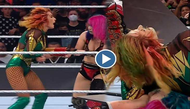 WWE Viral Video: Becky ने टेबल पर मचाते हुए  हाहाकार असुका को दी कड़क हार, देखें धमाकेदार वीडियो