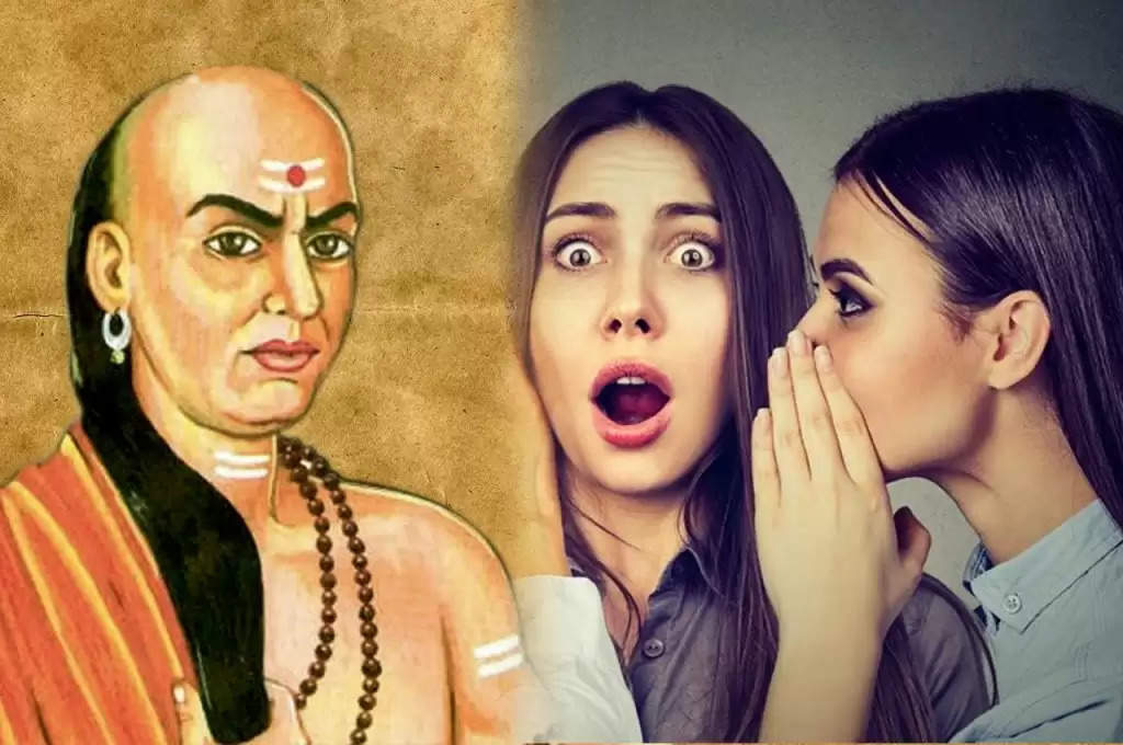 Chanakya Niti: जिन लोगों का होता है ऐसा व्यवहार, उनसे हमेशा बनाए रखें दो गज की दूरी
