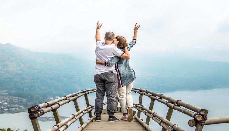Honeymoon Tips: हनीमून पर जा रहे हैं तो इन 2 बातों का रखें ध्यान, नहीं तो जिंदगी भर करते रहोगे पछतावा