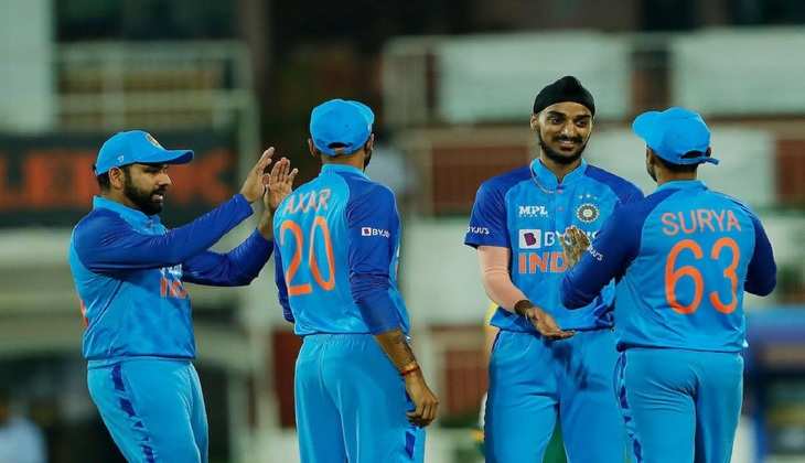 IND vs SA 1st T20: भारतीय गेंदबाजों के आगे अफ्रीका ने टेके घुटने,भारत को मिला 108 रन का लक्ष्य