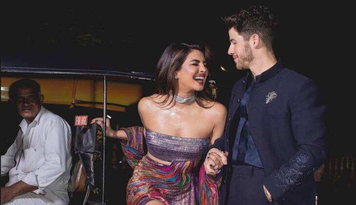 Priyanka Chopra अपने पति निक जोनस के साथ ऑटो में बैठ कहां चलीं?&zwnj; लोग बोले 'ऑटो वाले भैया के पैसे&hellip;