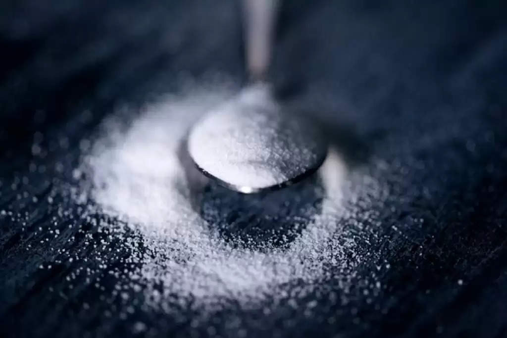 Vastu Tips For Sugar: शक्कर से जुड़े वास्तु के ये अनोखे उपाय, घोल देंगे आपके जीवन में मिठास…
