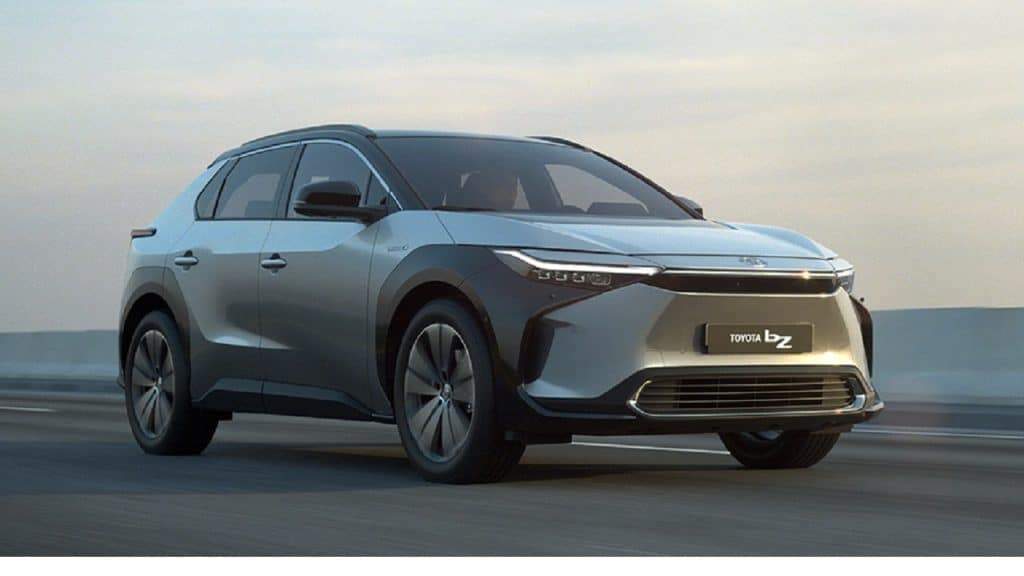 Toyota New SUV: जल्द बाजार में दस्तक देगी टोयोटा की प्रीमियम इलेक्ट्रिक SUV, होगी बेहद स्टाइलिश