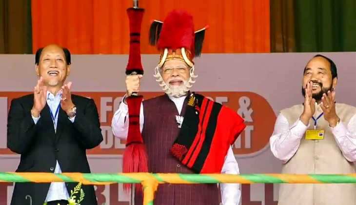 PM Modi in Nagaland: हाथ में भाला लिए पारंपरिक वेशभूषा में दिखे पीएम मोदी, नागालैंड में क्या बोले प्रधानमंत्री