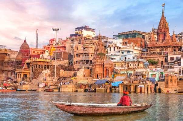 Divya Kashi Yatra : आर्थिक तंगी के बावजूद घूमना है Varanasi ? तो दिव्य काशी यात्रा पैकेज को चुने