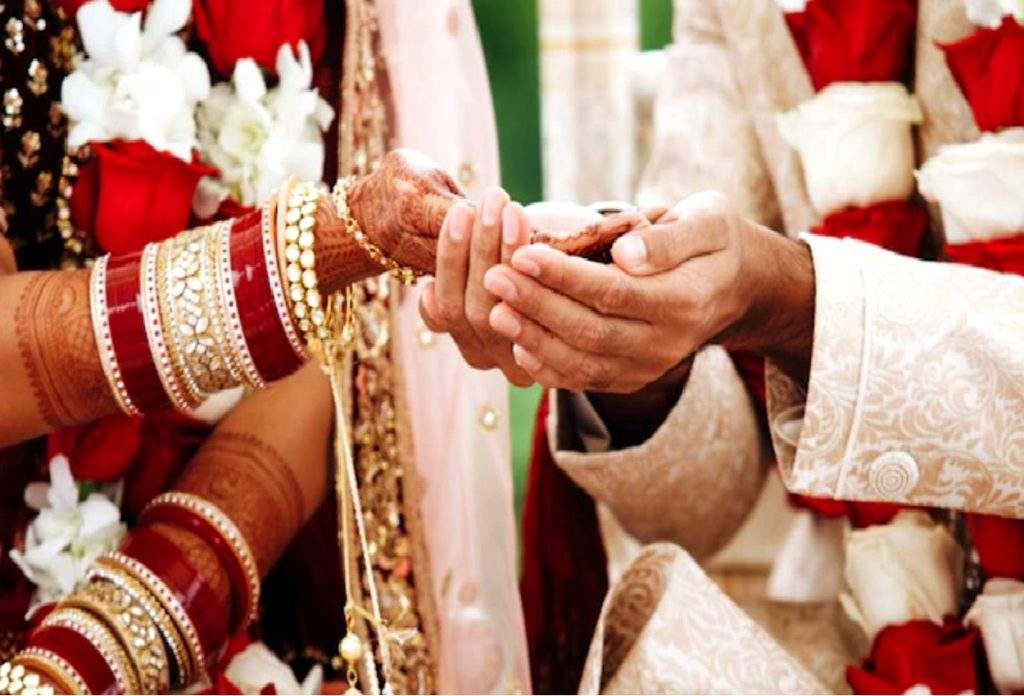 Individual Wedding Scheme: व्यक्तिगत शादी अनुदान स्कीम बंद, गरीब परिवार को लगा झटका, जानें अब कौन सी योजना चलेगी