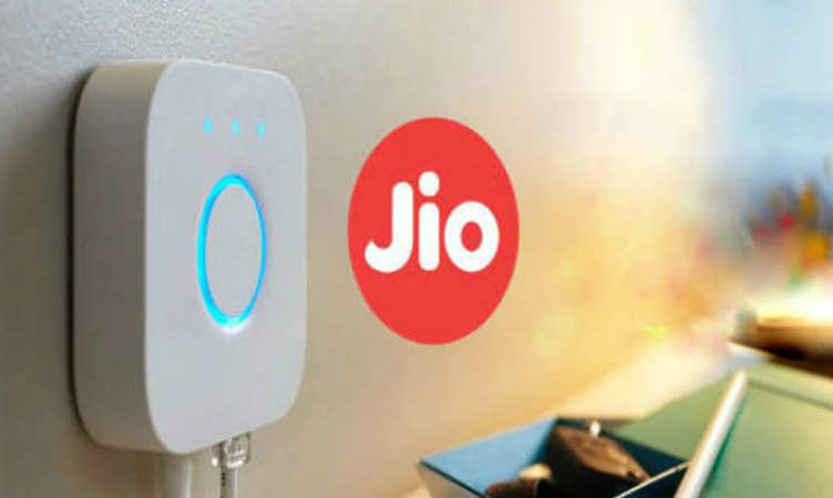 Jio Free Internet: 1 महीने फ्री में चलाएं जियो का अनलिमिटेड इंटरनेट, जानें डिटेल्स