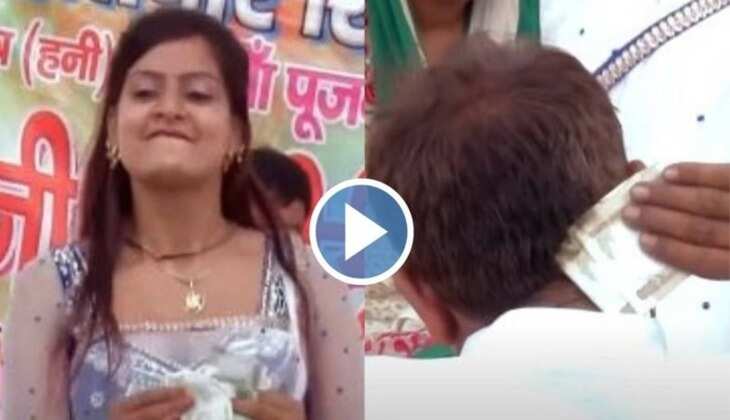 Haryanvi Dance Video: मोनिका के ठुमके देख ताऊ बन गए एटीएम! सपना से ज्यादा बरसाया पैसा, देखिए वीडियो