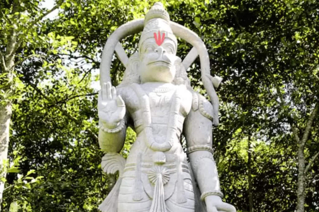 Hanuman yantra: बजरंगबली को खुश करने का ये है सबसे आसान उपाय, ये चमत्कारी यंत्र आज ही घर लाएं