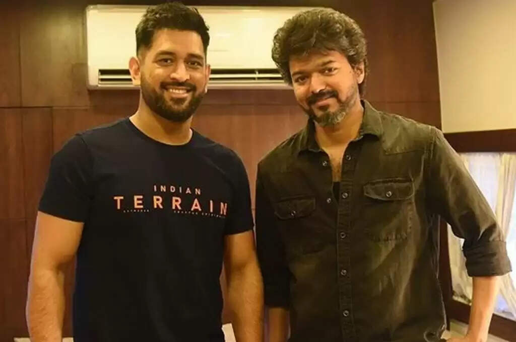 MS Dhoni अब फिल्मों में आजमाएंगे हाथ, विजय के साथ कर सकते हैं ये बड़ा धमाका