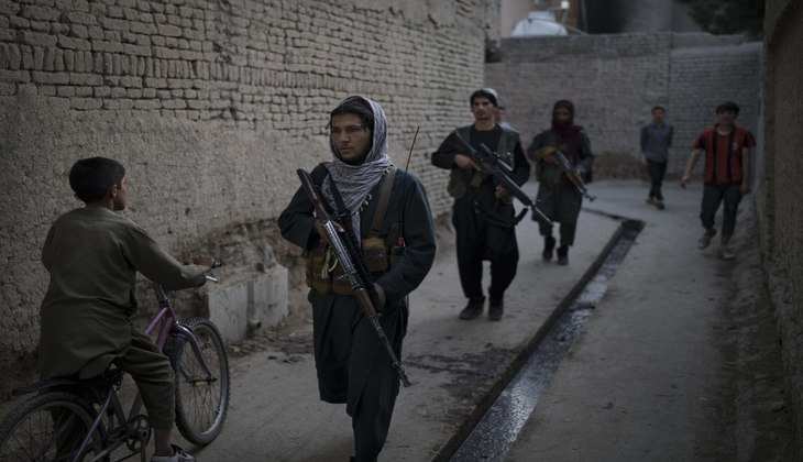 अफगानिस्तान में तालिबान की बढ़ी मुसीबत! इस्लामिक स्टेट 34 प्रांतों में कर चुका है कब्जा